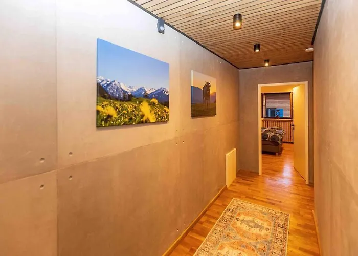 Cozy, Modern And Chic Mit Bergblick