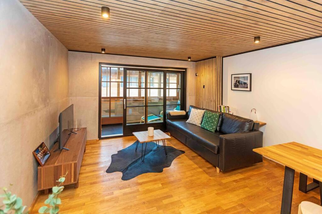 Cozy, Modern And Chic Mit Bergblick Apartment *