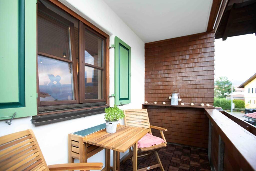 Apartment Cozy, Modern And Chic Mit Bergblick